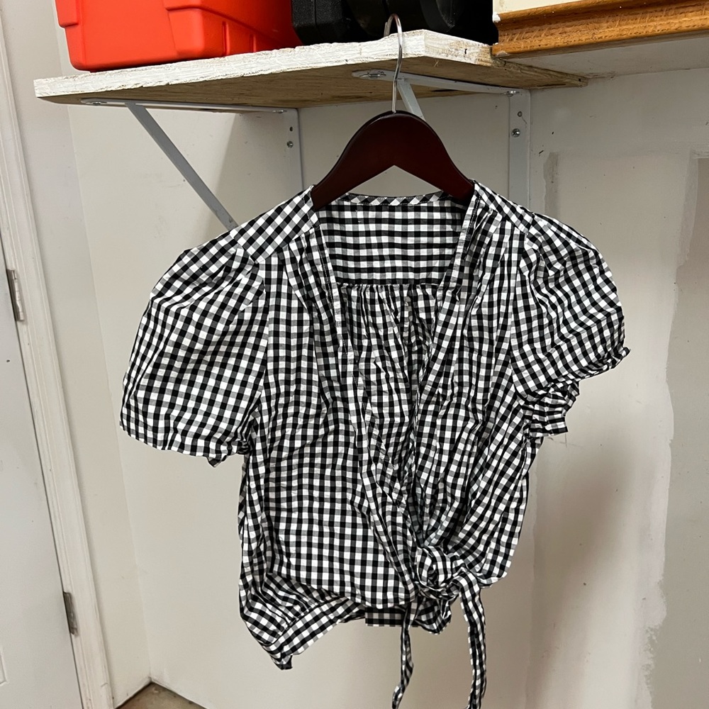 Black & White Gingham Crop Tie Blouse